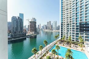PVH - Damac Prive - Studio - Canal View