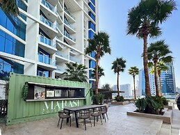 PVH - Damac Prive - Studio - Canal View