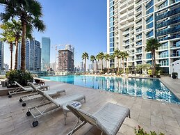 PVH - Damac Prive - Studio - Canal View