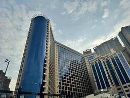 Taj Park Hotel