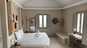 EvMaria Suites