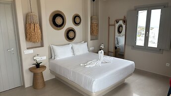 EvMaria Suites