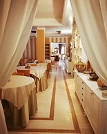 HOTEL ARIMANNIA