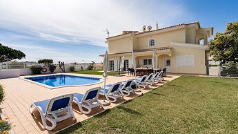 Villa Brady