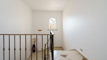 Villa Brady