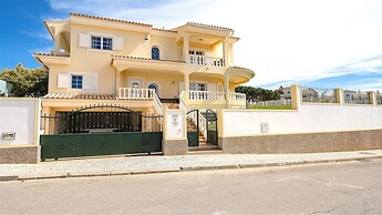 Villa Brady