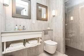 Hampton Home B&B Suites