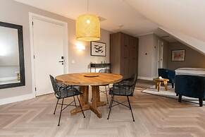 Hampton Home B&B Suites