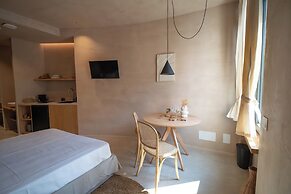 Essenza Boutique Apartments