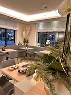 HOTEL CENTRALE RESANA