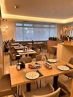 HOTEL CENTRALE RESANA