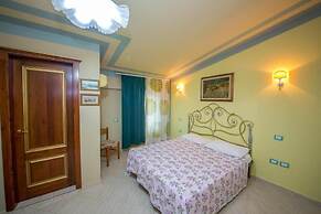 Hotel SAN SAENA