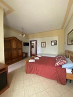Hotel SAN SAENA