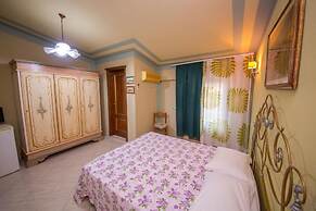 Hotel SAN SAENA