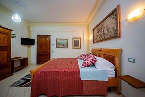 Hotel SAN SAENA