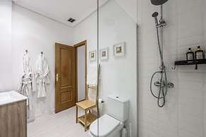 ARCO Gran Via Boutique Apartments