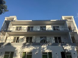 Blue Pines Villa