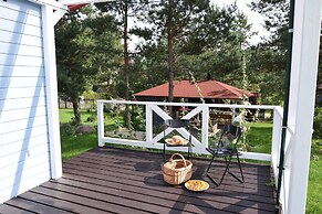 House With Private Garden and Sauna