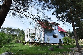 House With Private Garden and Sauna