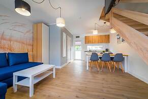 Holiday Homes With Pool, Close to the Beach