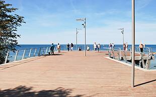 Holiday Homes With Pool, Close to the Beach
