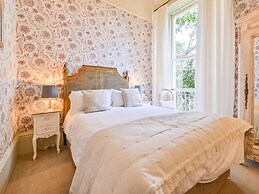 Muntham Deluxe Apartment 2