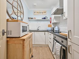 Muntham Deluxe Apartment 2