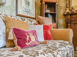 Muntham Deluxe Apartment 3