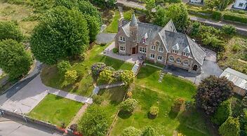 St Andrews House