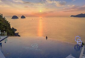 Le Grand Bleu Resort
