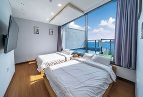 Le Grand Bleu Resort