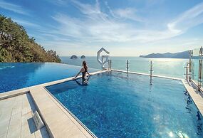 Le Grand Bleu Resort