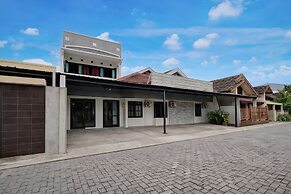 Hotel O AGH 18