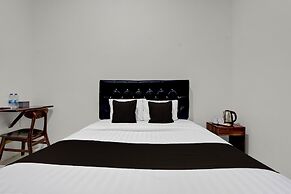 Hotel O AGH 18