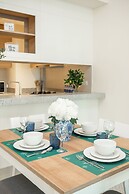 PVH - Acacia - Spacious 1BR - Park Front