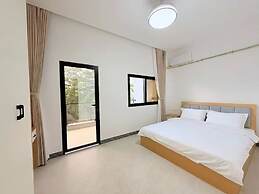 Xiaos Henderson Hotel