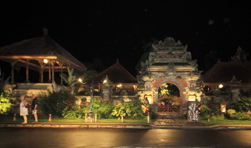 Tusantha Ubud A Trishula Collection