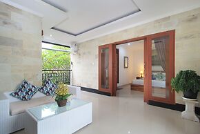 Tusantha Ubud A Trishula Collection