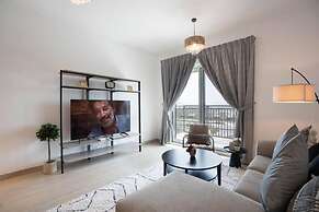 Bloomfields Iconic 1BR Waters Edge