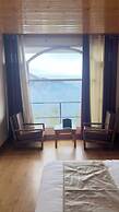 Mashobra Heights Hotel by Shalidrishya