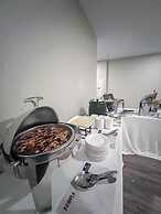 Continent Resort Al Uqayr