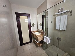 Continent Resort Al Uqayr