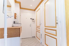 Cozy Room Near Landstraße for Long Stay