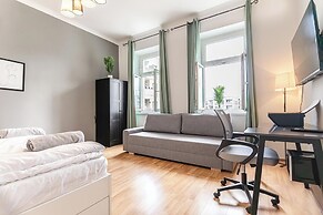 Comfortable 1BR Near U3 and Danube