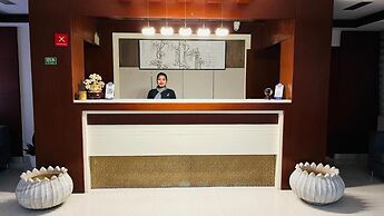 HOTEL MONSOON PALACE