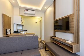 Menar Hotel & Suites
