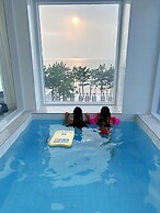 Daecheon I-Ocean Pool Villa Hotel