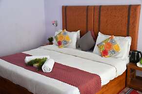 Hotel Rosh Villa