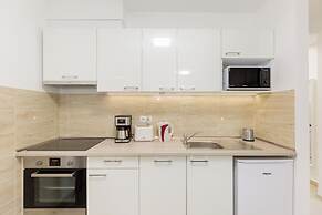 Budapest Downtown Residence LEO
