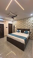 Hotel Raas Inn